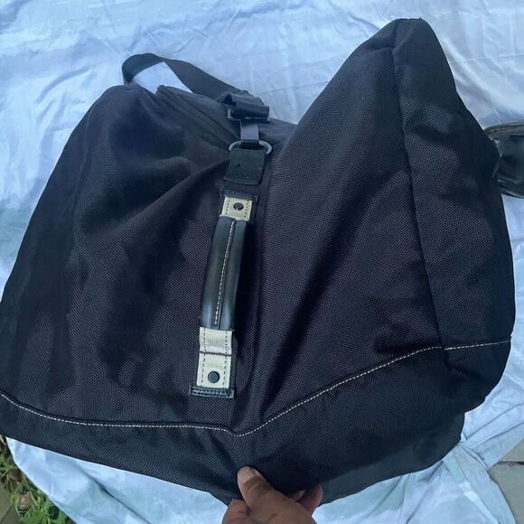 LANDS' END Black Square BIG DUFFLE TRAVEL BAG 30"  monogram - Picture 5 of 13